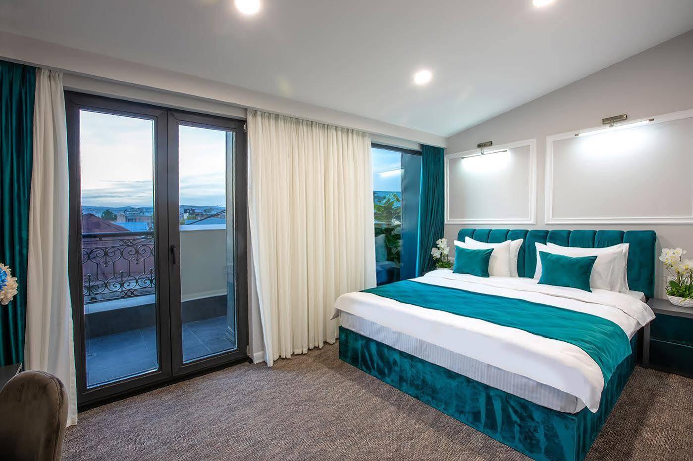 Royal Inn Tbilisi Luaran gambar